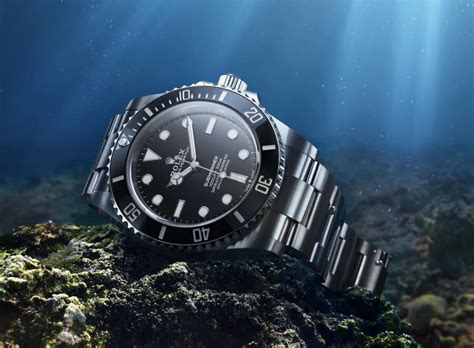 42mm watch that looks like a rolex sub mariner